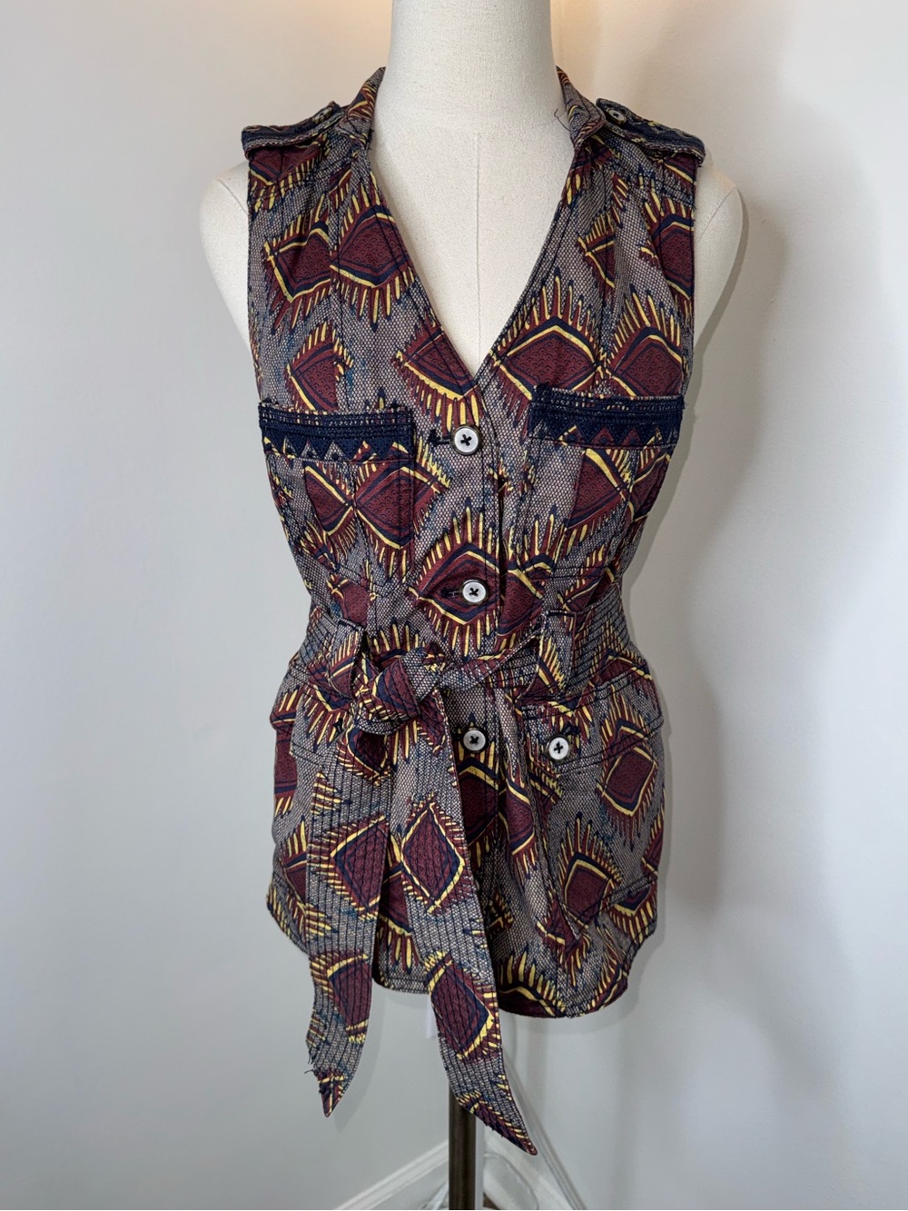 Anthropologie Elevenses Women’s XS Geo Safari Patterned Button Up Vest Top Shirt